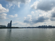 [르포] '한강버스' 탑승기...출퇴근은 모르겠고 운치는 좋다